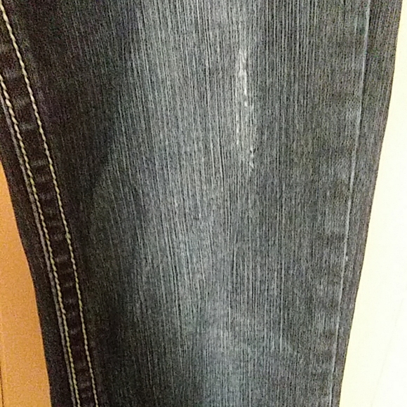 L A Idol women's size 3 embellished jeans 26.5x33 - Picture 3 of 8